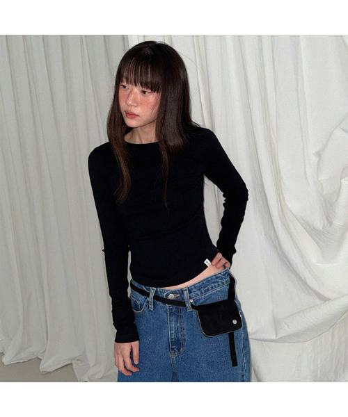 TWEE(トゥウィー)の「スティールベーシック長袖Tシャツ(ラウンドネックver.)(Tシャツ/カットソー・レディース・ブラック/グレー/アイボリー・FREE)」の2枚目の写真