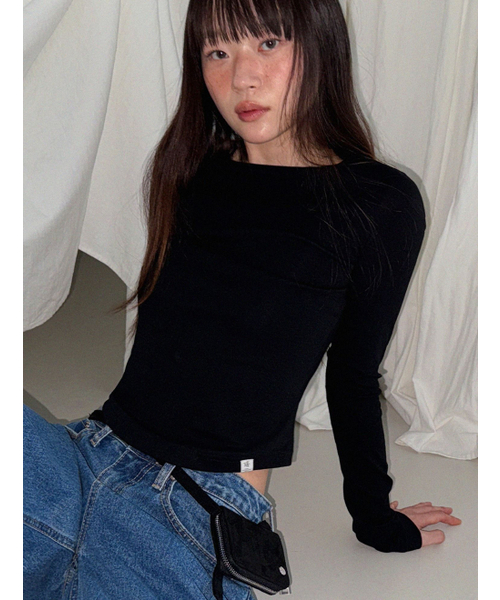TWEE(トゥウィー)の「スティールベーシック長袖Tシャツ(ラウンドネックver.)(Tシャツ/カットソー・レディース・ブラック/グレー/アイボリー・FREE)」の6枚目の写真