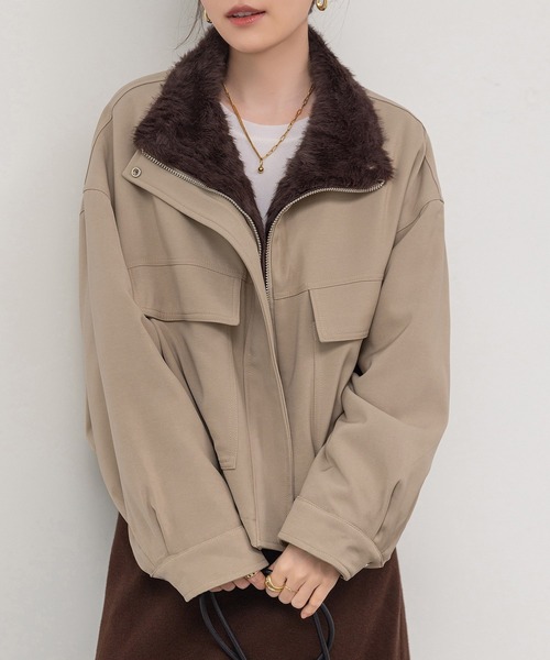 DAY CLOSET（デイ クローゼット）の「【2WAY/異素材MIX】首元まであったかファネルカラー。長袖ミリタリーボアブルゾン レディース（ブルゾン・レディース・ベージュ/カーキ・M/L）」の12枚目の写真