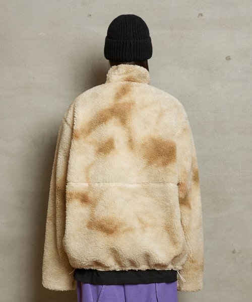 UNALLOYED（アナロイド）の「リバーシブルフリースジャケット / アイボリー（その他アウター・レディース・その他・LARGE/SMALL）」の4枚目の写真