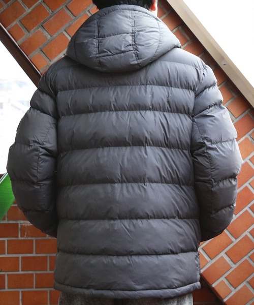 TOMMY HILFIGER（トミーヒルフィガー）の「TOMMY HILFIGER 中綿ジップジャケット（ダウンジャケット/コート・メンズ・ネイビー系1/ダークグリーン/ネイビー/トリコロール/ワインレッド/チャコールグレー/ブラック/ダークブラウン・SMALL/MEDIUM/X-LARGE/LARGE/XX-LARGE）」の13枚目の写真