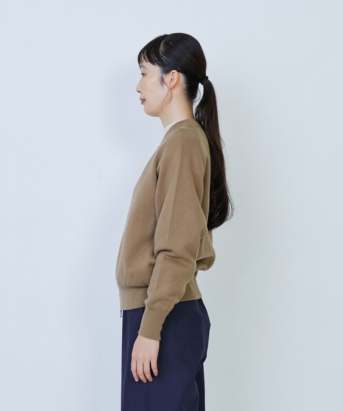 LOISIR(ロワズィール)の「コットン接結編みニットブルゾン(カーディガン/ボレロ・レディース・ブラック/ブルー/モカ・FREE)」の19枚目の写真