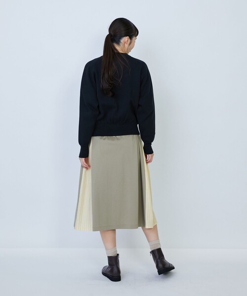 LOISIR(ロワズィール)の「コットン接結編みニットブルゾン(カーディガン/ボレロ・レディース・ブラック/ブルー/モカ・FREE)」の7枚目の写真