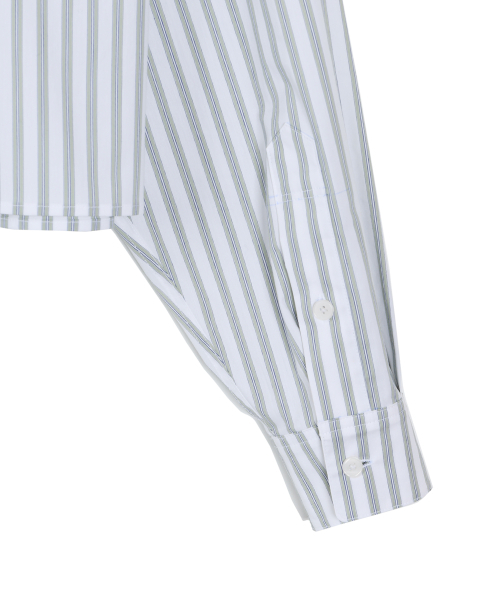 YALE(イェール)の「ウィメンズマルチストライプクロップシャツ_アイボリー(シャツ/ブラウス・レディース・その他・SMALL/MEDIUM)」の2枚目の写真