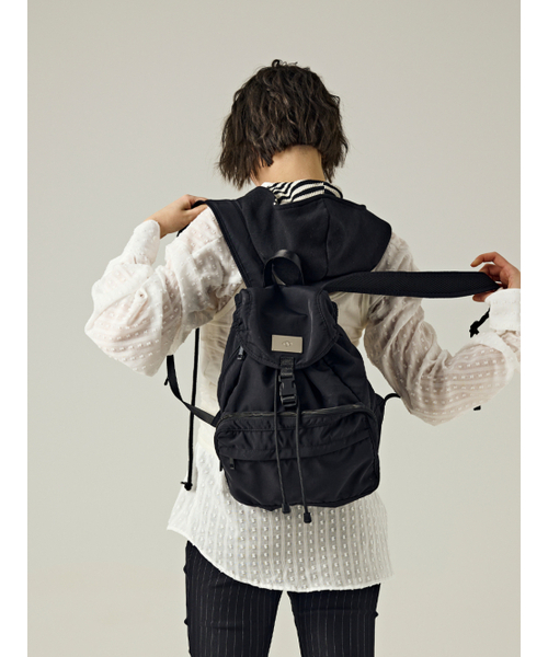 Salad bowls（サラダボール）の「CLOUD SMALL BACKPACK [BLACK]（バックパック/リュック・レディース・ブラック・FREE）」の2枚目の写真