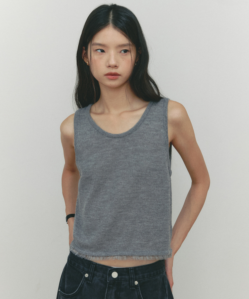 SSEMI(セミ)の「FRILLY WOOL SLEEVELESS KNIT(GR)(ベスト・レディース・ライトグレー・FREE)」の1枚目の写真