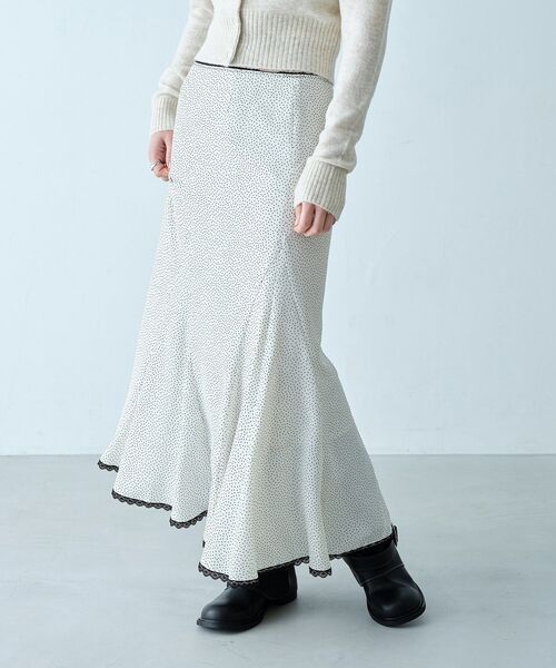 femi dot skirt