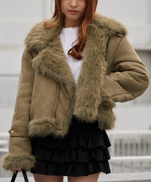 Chick（チック）の「Chin Strap Faux Fur Jacket / チンストラップ フェイクファージャケット（ブルゾン・レディース・ブラウン/グレー・FREE）」の12枚目の写真