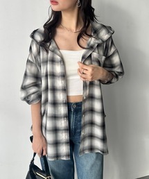 GeeRA（ジーラ）の「春を先取り!フード付きオーバーサイズシャツパーカー アソート(無地 チェック)（シャツ/ブラウス）」