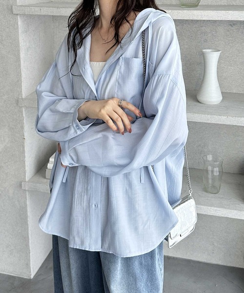 GeeRA（ジーラ）の「夏に活躍！フード付きオーバーサイズパーカーシャツ　アソート（無地/チェック）（シャツ/ブラウス・レディース・チェック/ブラック/ブルー/オフホワイト・X-LARGE/LARGE/MEDIUM）」の21枚目の写真