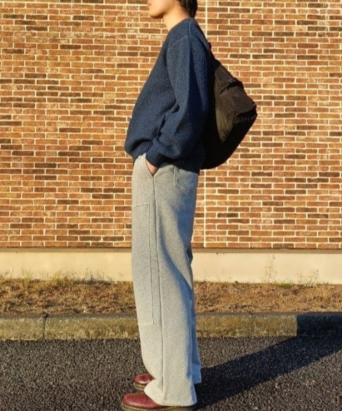 BACK NUMBER（バックナンバー）の「【BACK NUMBER】ダブルジャガードロゴクルーネックセーター (大胆ロゴ / リラックスフィット / 柔らかい素材 / 多彩な色合い)（ニット/セーター・メンズ・オフホワイト/ネイビー/グリーン・S/M/L/XL）」の6枚目の写真