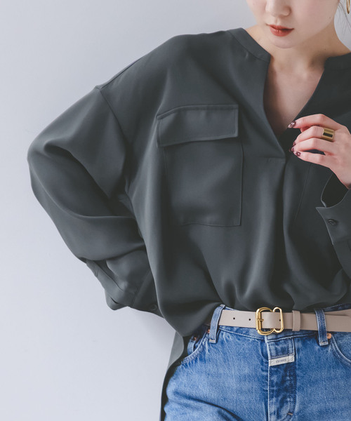 Noble（ノーブル）の「《追加・WEB限定カラー》ワークディテールドレープシャツ（シャツ/ブラウス・レディース・ホワイト系その他/ベージュ系その他/カーキ/チャコールグレー・FREE）」の10枚目の写真