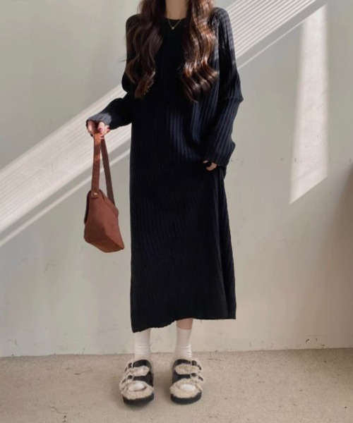 Flugge(フラッジー)の「ロングニットワンピース(ワンピース・レディース・アイボリー/ブラック・MEDIUM/LARGE)」の1枚目の写真