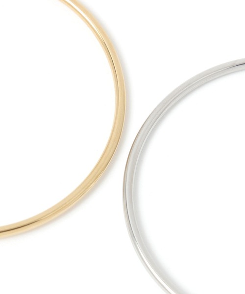 BAYFLOW（ベイフロー）の「ステンレスフープイヤリング（イヤリング・レディース・ライトグレー/イエロー・FREE）」の4枚目の写真