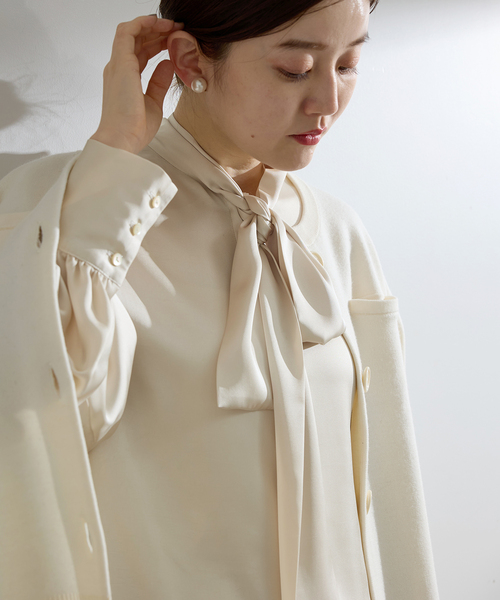 YONFA ボクシースリットブラウス (ivory) YONFA / 【SAMPLE SALE】ボクシースリットブラウス (ivory)