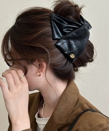 PIN（ピン）の「フェイクレザーリボンクリップ（バレッタ/ヘアクリップ）」
