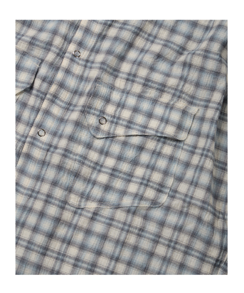 ETCE（イーティーシーイー）の「LAYERED CUFFS CHECK SHIRT (WHITE)（シャツ/ブラウス・レディース・その他・M/L/XL）」の4枚目の写真