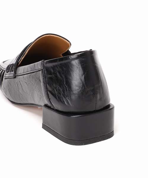 GRISE（グリーズ）の「GRISEレザースクエアギャザーローファー（ローファー・レディース・ブラック/ブルー系その他/ベージュ・25cm/24.5cm/24cm/23.5cm/23cm/22.5cm/22cm）」の16枚目の写真