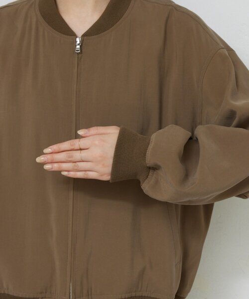 GALLARDAGALANTE（ガリャルダガランテ）の「サテンブルゾン（ブルゾン・レディース・カーキ/ベージュ・FREE）」の21枚目の写真
