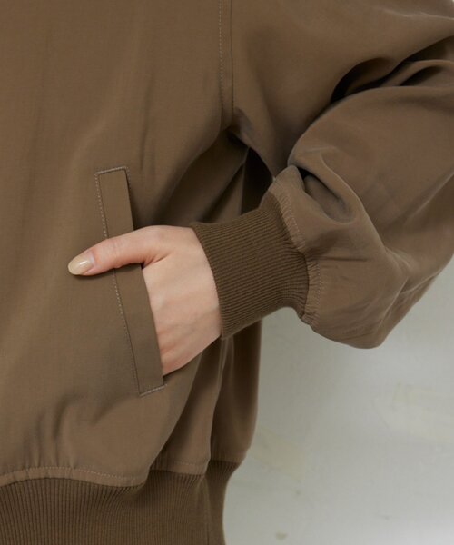 GALLARDAGALANTE（ガリャルダガランテ）の「サテンブルゾン（ブルゾン・レディース・カーキ/ベージュ・FREE）」の22枚目の写真