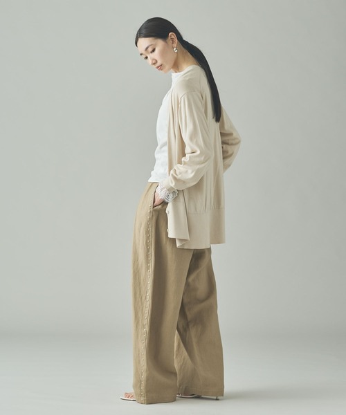 Curensology（カレンソロジー）の「Curensology(カレンソロジー)/ファインコットンＶネックカーディガン（カーディガン/ボレロ・レディース・ブラック/アイボリー/ブラウン・FREE）」の15枚目の写真