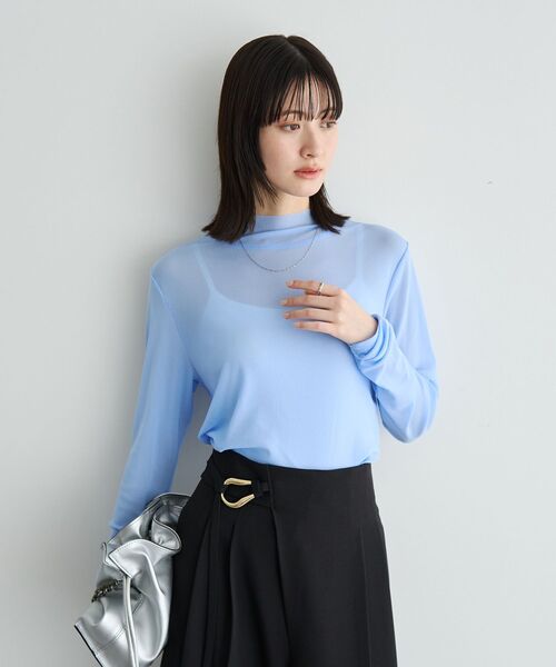 YECCA VECCA(イェッカヴェッカ)の「ハイネックシアートップス(Tシャツ/カットソー・レディース・オフホワイト/ブラック/ブルー・FREE)」の7枚目の写真