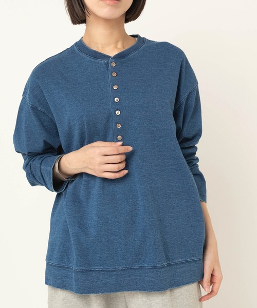 RNA-N(アールエヌエーエヌ)の「M2613 インディゴヘンリーT(Tシャツ/カットソー・レディース・ワンウォッシュ/インディゴブルー/ライトインディゴブルー・FREE)」の2枚目の写真
