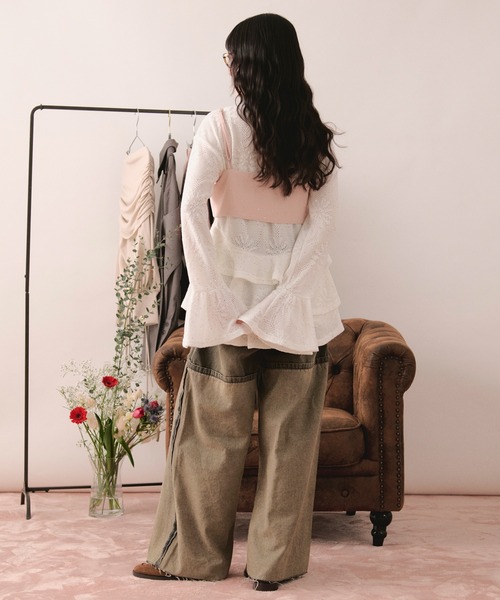 loin nuit(ロワンニュイ)の「spangle lace frill tops / スパンコールレースフリルトップス(Tシャツ/カットソー・レディース・ホワイト/ブラック・FREE)」の11枚目の写真