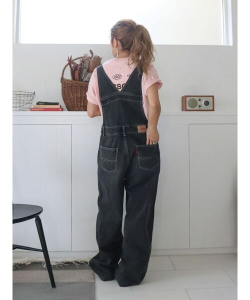 Ungrid（アングリッド）の「カラーエンブロイダリーTee（Tシャツ/カットソー・レディース・ブルー/チャコールグレー/オフホワイト/ピンク/イエロー・FREE）」の12枚目の写真