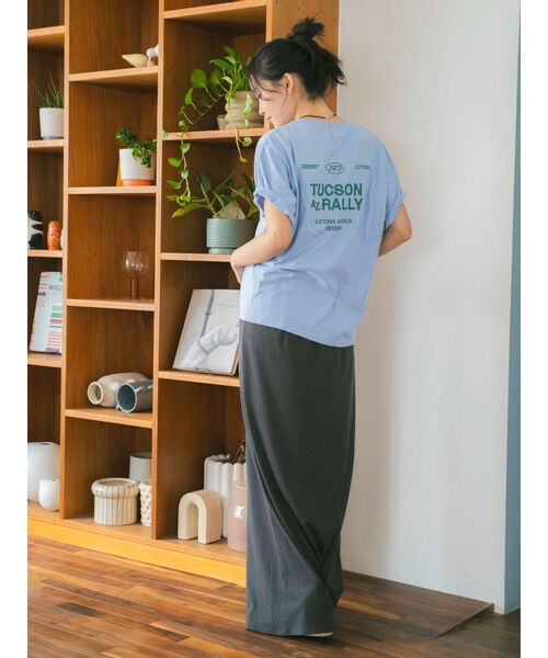 Ungrid（アングリッド）の「カラーエンブロイダリーTee（Tシャツ/カットソー・レディース・ブルー/チャコールグレー/オフホワイト/ピンク/イエロー・FREE）」の16枚目の写真