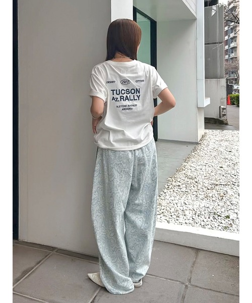 Ungrid(アングリッド)の「カラーエンブロイダリーTee(Tシャツ/カットソー・レディース・ブルー/チャコールグレー/オフホワイト/ピンク/イエロー/ブラウン・FREE)」の9枚目の写真