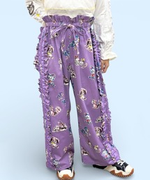 KawaeKayo（カワエカヨ）の「レトロフレンズフリフリ-LPT（その他パンツ）」