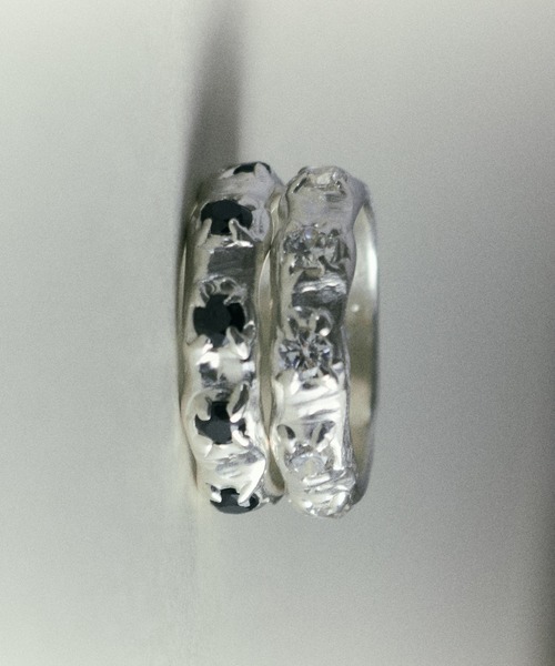 whoseA(フーシー)の「【silver925】Sway Ring / スウェイジルコニアリング(リング・メンズ・クリア/ブラック・16号/13号/10号)」の10枚目の写真