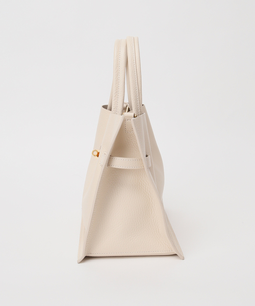 La TOTALITE（ラトータリテ）の「VIOLAd’ORO / ヴィオラドーロ ダブルフェイスレザーバッグ（ショルダーバッグ・レディース・アイボリー/ブラウン・FREE）」の13枚目の写真