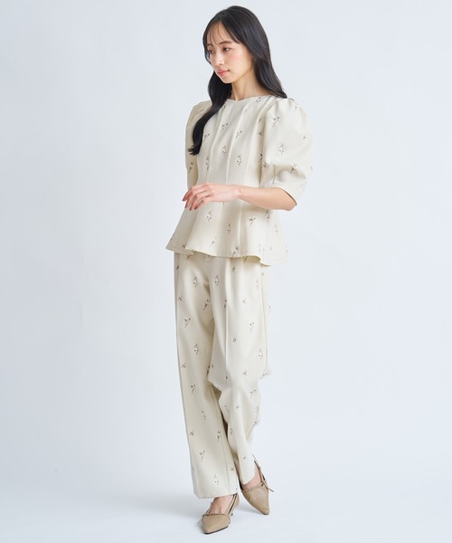 NOELA(ノエラ)の「【Premium】フラワー刺繍パンツ(その他パンツ・レディース・ベージュ/ネイビー・S/M)」の6枚目の写真