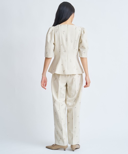 NOELA(ノエラ)の「【Premium】フラワー刺繍パンツ(その他パンツ・レディース・ベージュ/ネイビー・S/M)」の8枚目の写真