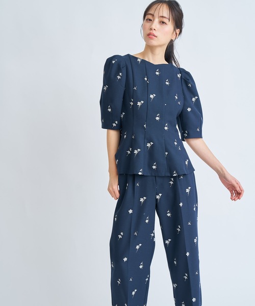 NOELA(ノエラ)の「【Premium】フラワー刺繍パンツ(その他パンツ・レディース・ベージュ/ネイビー・S/M)」の13枚目の写真