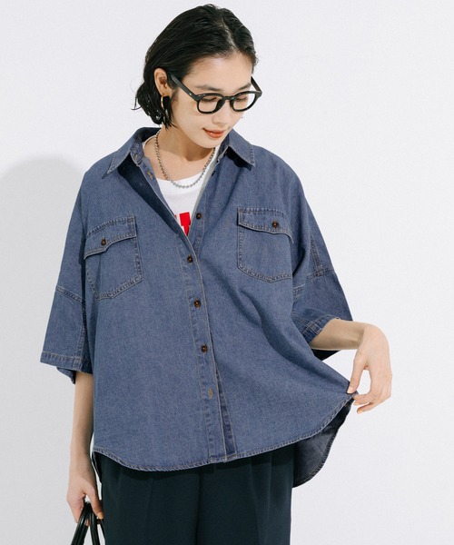 coca(coca)(コカ)の「デニムビック半袖シャツ(シャツ/ブラウス・レディース・ライトブルー/ブルー・M/L)」の9枚目の写真