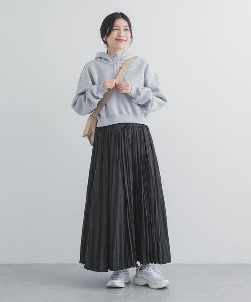 URBAN RESEARCH DOORS(アーバンリサーチドアーズ)の「タフタランダムプリーツスカート(スカート・レディース・ホワイト系その他/ブラック・FREE)」の4枚目の写真