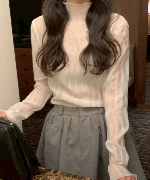 leune(ルネ)の「ストライプシアーハイネックトップス(Tシャツ/カットソー・レディース・オフホワイト・FREE)」の3枚目の写真