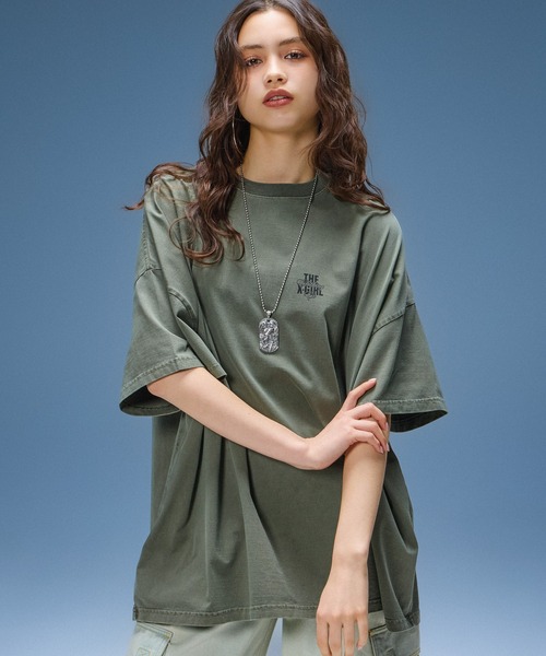 X-girl(エックスガール)の「FADED MIX FONT LOGO S/S BIG TEE DRESS(ワンピース・レディース・ブラック/オリーブ/バーガンディー・S/M)」の4枚目の写真