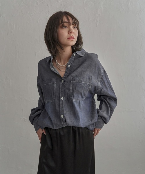 notch.(ノッチ)の「シアーデニムシャツ(シャツ/ブラウス・レディース・ネイビー/ブルー/ライトブルー・M)」の15枚目の写真