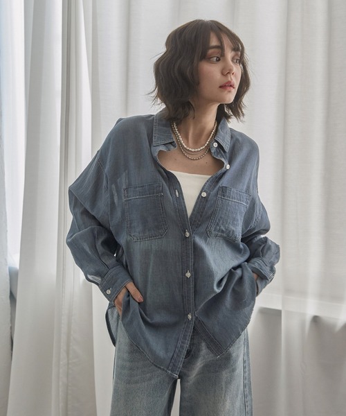 notch.(ノッチ)の「シアーデニムシャツ(シャツ/ブラウス・レディース・ネイビー/ブルー/ライトブルー・M)」の6枚目の写真