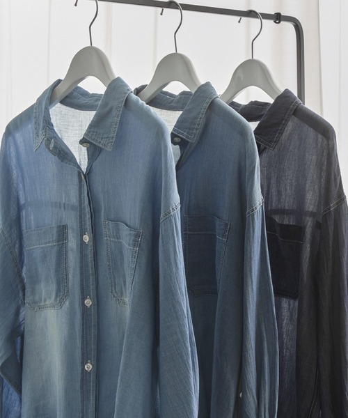 notch.(ノッチ)の「シアーデニムシャツ(シャツ/ブラウス・レディース・ネイビー/ブルー/ライトブルー・M)」の5枚目の写真