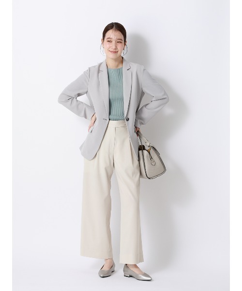 SUIT SQUARE(スーツスクエア)の「CHANTOWA/タックワイドパンツ/ウォッシャブル/接触冷感/リネンライクポリエステル/無地(その他パンツ・レディース・グリーン/ホワイト/カーキ・36/40/38/42)」の14枚目の写真