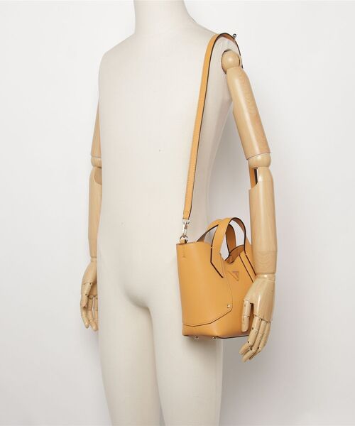 DARCY MINI TOTE ミニトート ショルダーバッグ | GUESS(ゲス) JAPAN
