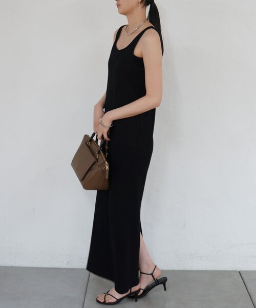 LOUNGEDRESS(ラウンジドレス)の「カットタンクワンピース(ワンピース・レディース・ブラック/キャメル・SMALL/MEDIUM)」の5枚目の写真
