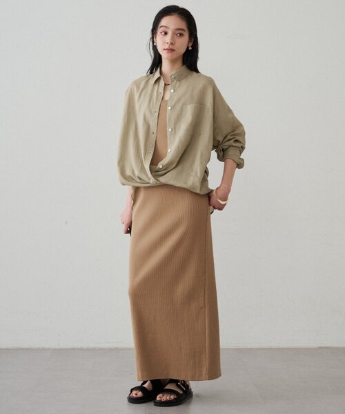 LOUNGEDRESS(ラウンジドレス)の「カットタンクワンピース(ワンピース・レディース・ブラック/キャメル・SMALL/MEDIUM)」の15枚目の写真