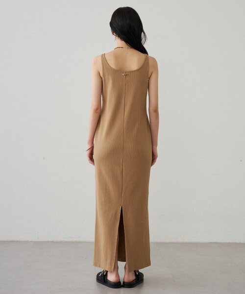 LOUNGEDRESS(ラウンジドレス)の「カットタンクワンピース(ワンピース・レディース・ブラック/キャメル・SMALL/MEDIUM)」の18枚目の写真