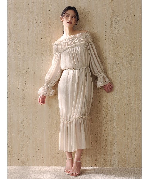 anuans（アニュアンス）の「シフォンオフショルダーフレアワンピース（ワンピース・レディース・テラコッタ/ライトベージュ/チャコールグレー・FREE）」の12枚目の写真